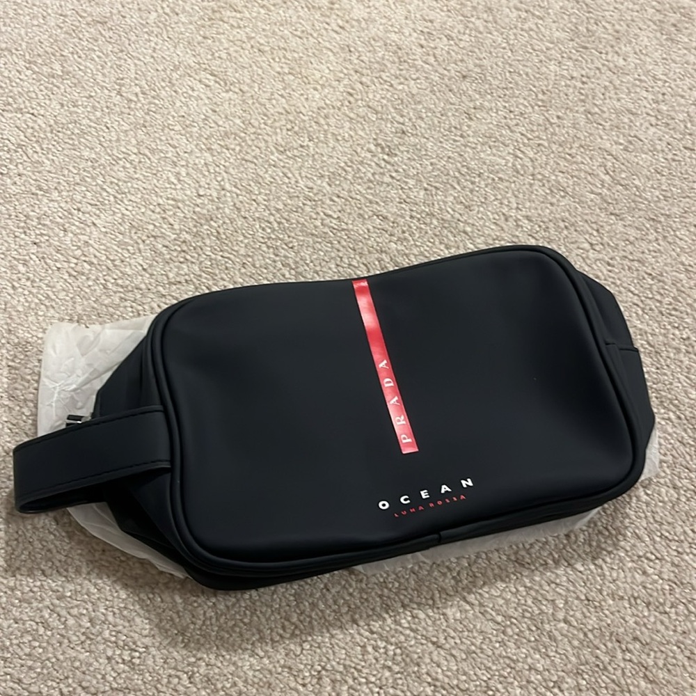 Prada cosmetic bag w handle! Brand new pouch w dust bag! Unisex waterproof GWP